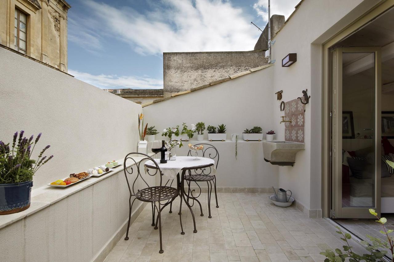 Nicotera Apartment Noto Luaran gambar